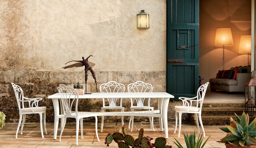 Armonia - Omnia Selection in an outdoor setting