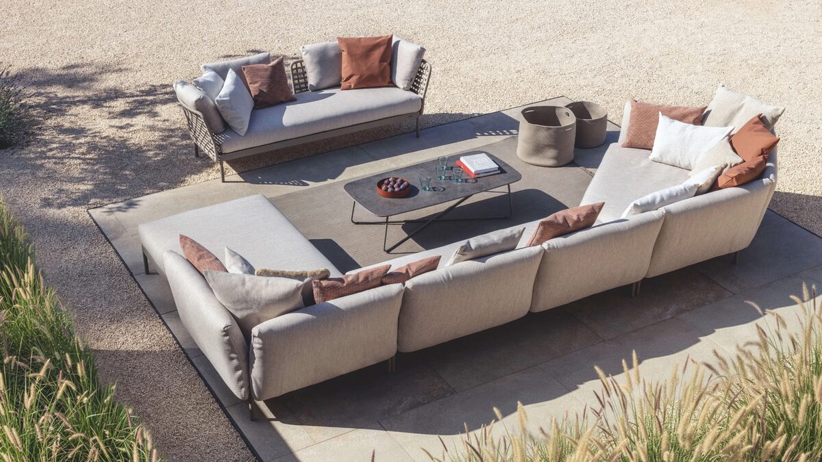 Kairos lounge sofa (upholstered)