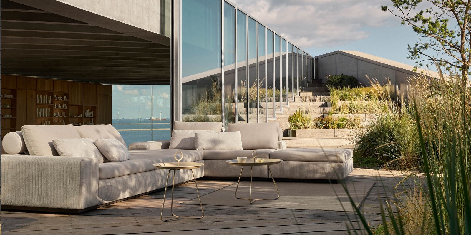 Houe outdoor furniture