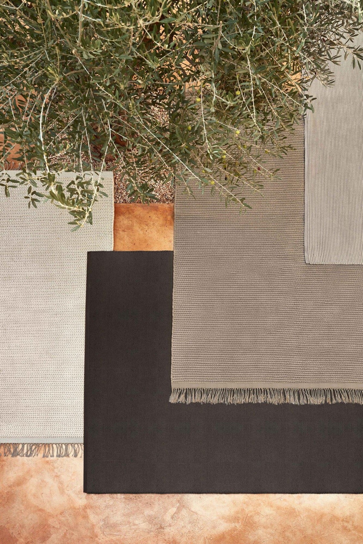 Twist outdoor installation